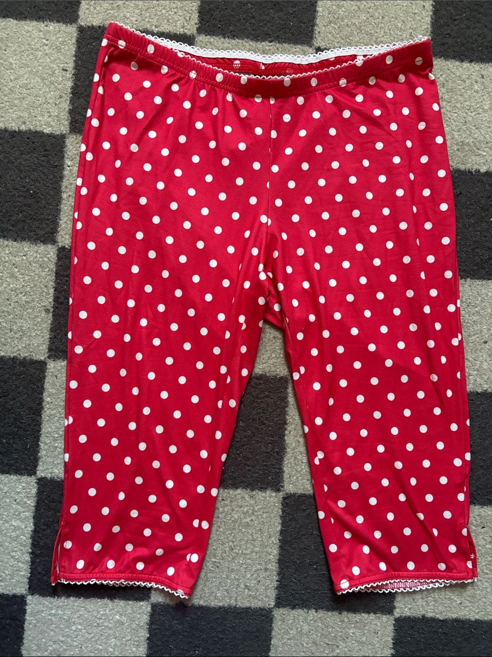 Red Polka Dot Capri Pants women’s/juniors